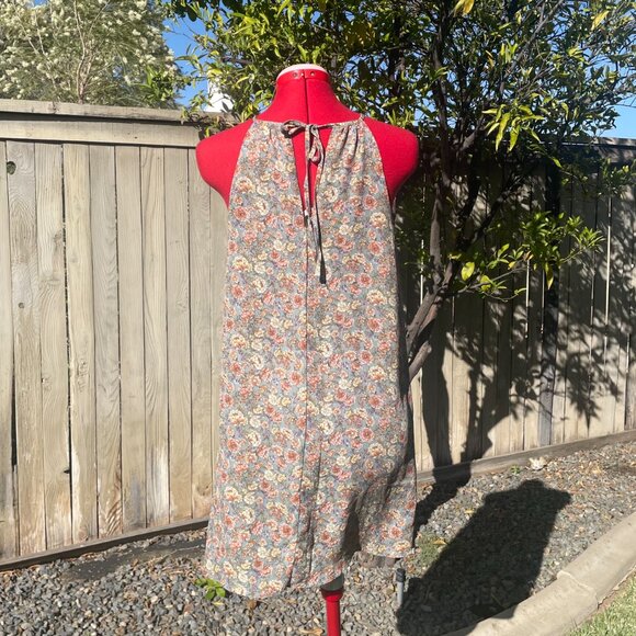 Floral Print Mini Shift Dress - Picture 2 of 3